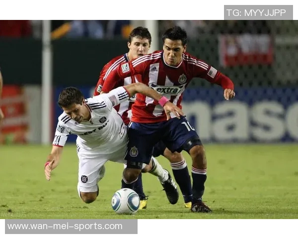 百元足球星卡盒值得购买推荐让你畅享珍藏体验和精彩赛事回忆 百元足球星卡盒值得购买推荐让你畅享珍藏体验和精彩赛事回忆